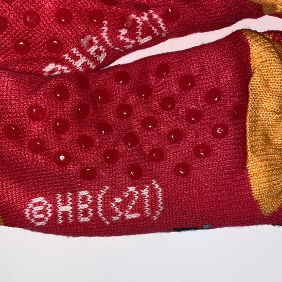 NWT Sherpa lined socks - Wilma Flintstone & Betty Rubble soft & cuddly - OSFA - Picture 4 of 4